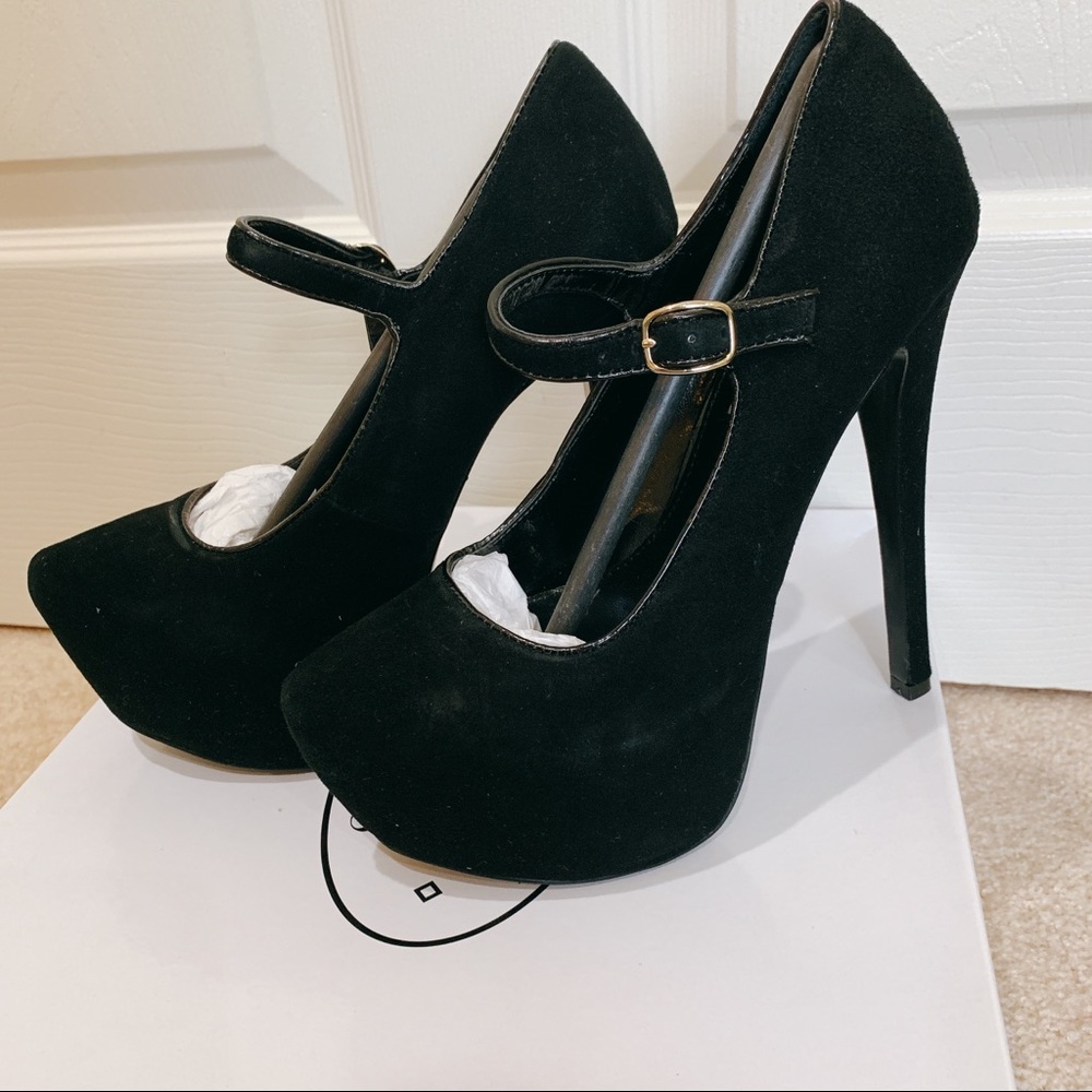 Steve Madden MaryJane Pump Classic Heel
